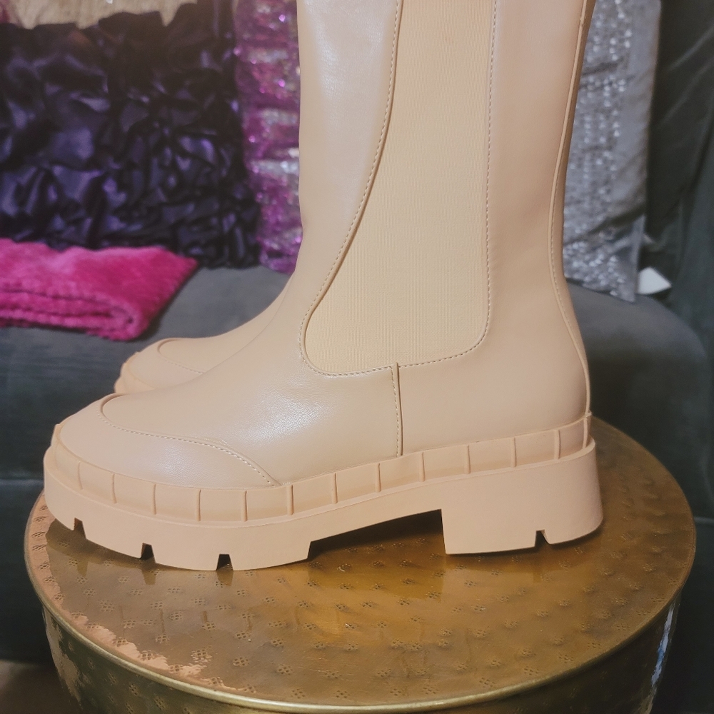 Nude boots - Picture 3 of 4